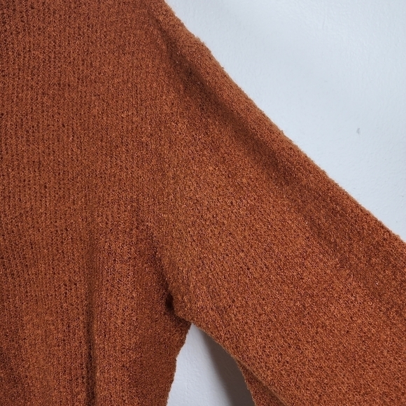HAUTE CURVE COWL NECK SWEATER - Picture 7 of 9